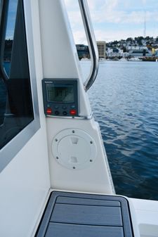 Norstar 302 Pilot House image