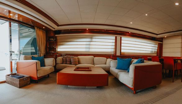 Ferretti Yachts 881 image