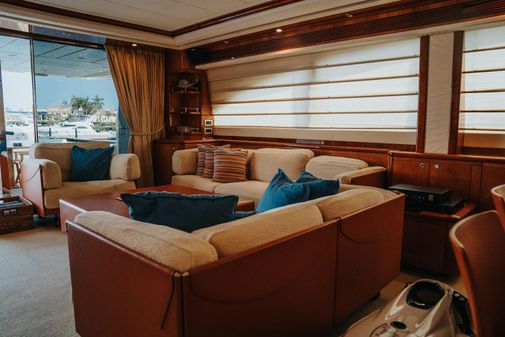 Ferretti Yachts 881 image