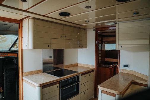 Ferretti Yachts 881 image