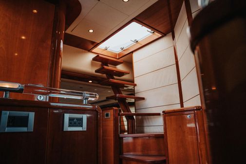 Ferretti Yachts 881 image