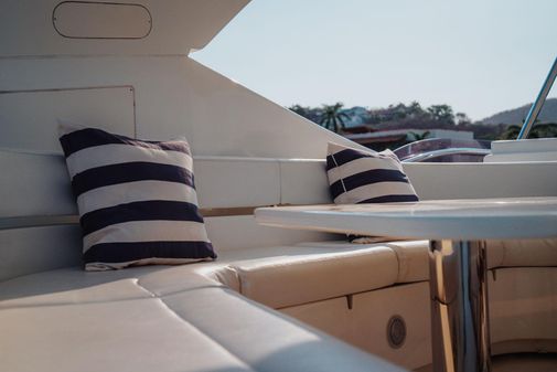 Ferretti Yachts 881 image