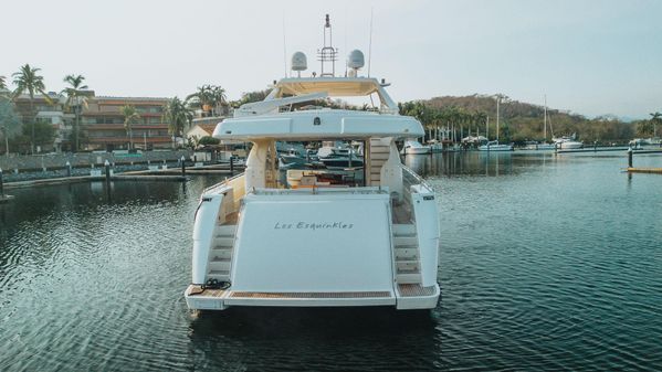 Ferretti Yachts 881 image