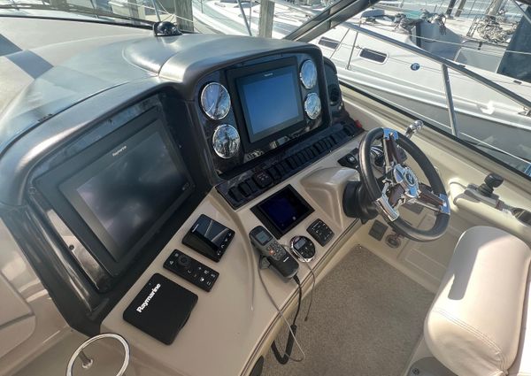 Sea Ray 44 Sundancer image