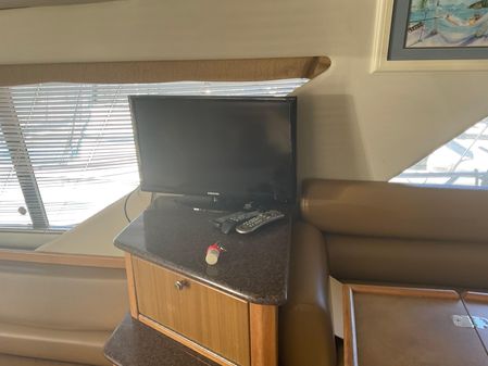 Bayliner 3988 Command Bridge Motoryacht image