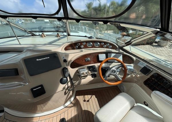 Sea Ray 460 Sundancer image