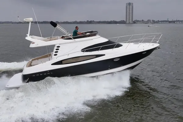 Regal 4080-SPORTYACHT image