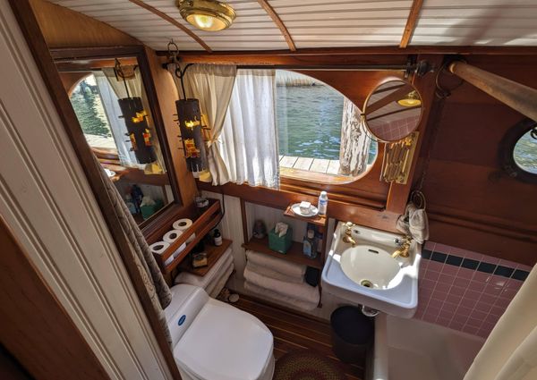 Monk Double Cabin Cruiser image