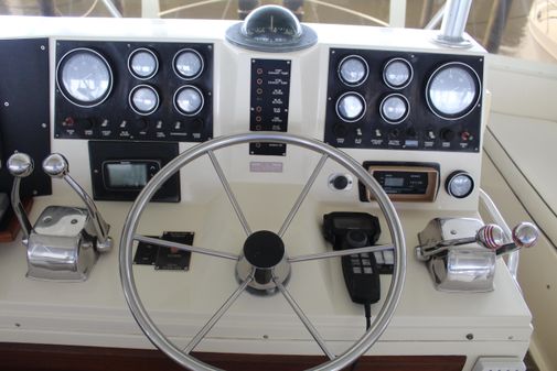 Viking 44-MOTOR-YACHT image