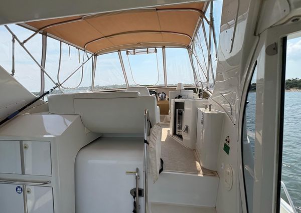 Carver 396 Motor Yacht image