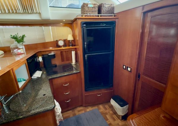 Carver 396 Motor Yacht image