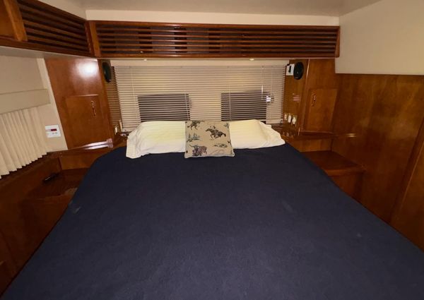 Carver 396 Motor Yacht image