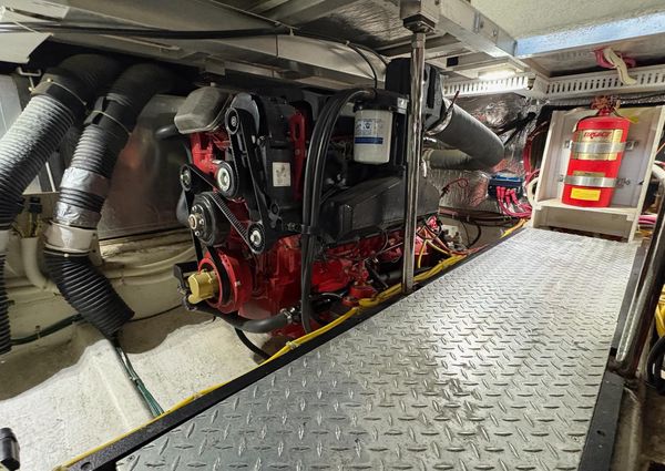 Carver 396 Motor Yacht image