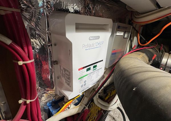 Carver 396 Motor Yacht image