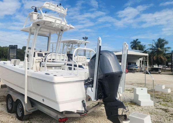 Robalo 246-CAYMAN-SD image