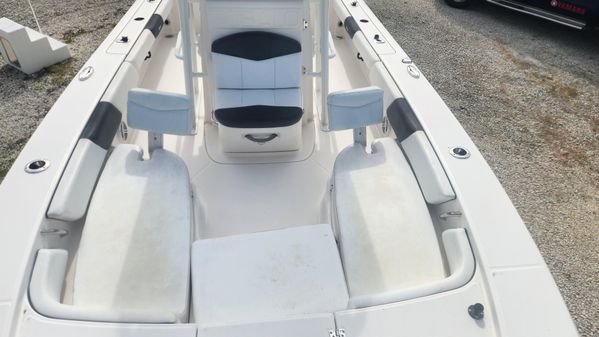 Robalo 246-CAYMAN-SD image