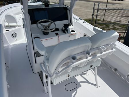 Sportsman OPEN-232-CENTER-CONSOLE image