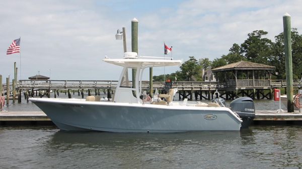 Sea Hunt 235 SE Ultra 