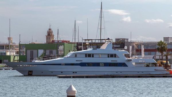 Superyacht 44m CUSTOM SUEZ MAX EXPLORER