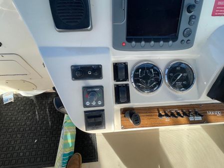 Mainship 430 Aft Cabin 3SR Trawler image