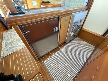 Mainship 430 Aft Cabin 3SR Trawler image