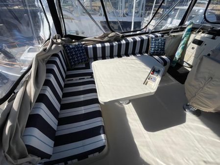 Mainship 430 Aft Cabin 3SR Trawler image