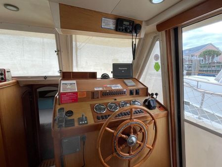 Mainship 430 Aft Cabin 3SR Trawler image