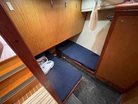 Mainship 430 Aft Cabin 3SR Trawler image