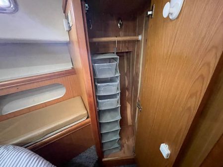 Mainship 430 Aft Cabin 3SR Trawler image