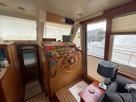 Mainship 430 Aft Cabin 3SR Trawler image