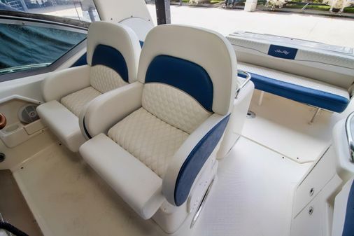 Sea Ray 340 Sundancer image