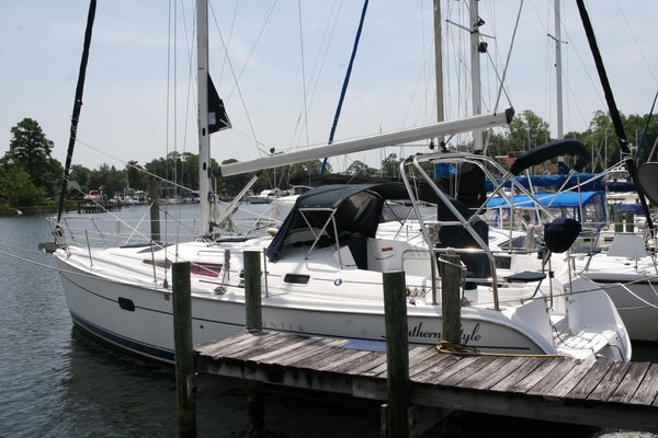 Hunter Sloop - main image