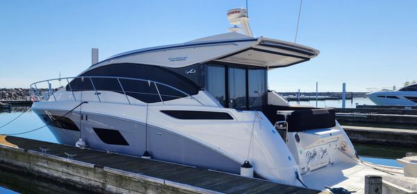 Sea Ray 400 Sundancer image