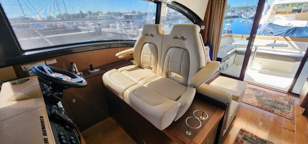 Sea Ray 400 Sundancer image