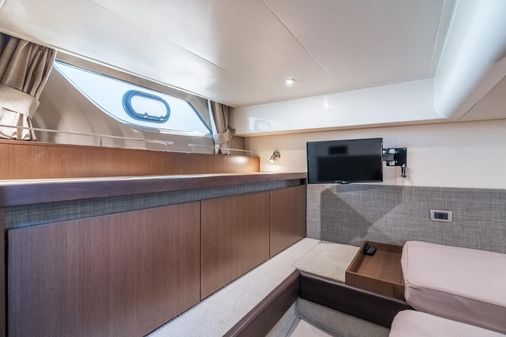 Sea Ray 400 Sundancer image