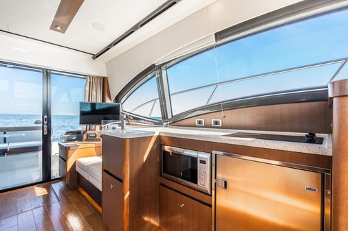 Sea Ray 400 Sundancer image