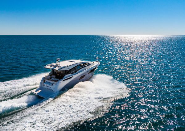 Sea Ray 400 Sundancer image