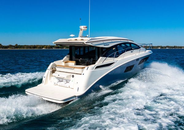 Sea Ray 400 Sundancer image