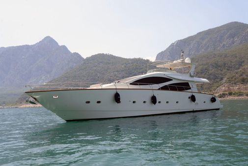 Custom 78-MOTOR-YACHT image