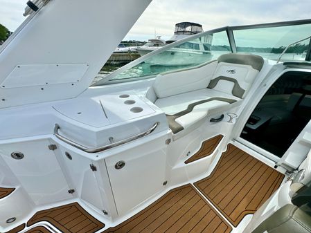 Monterey 295 Sport Yacht image