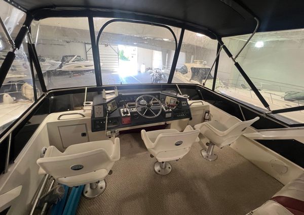 Sea-ray 440-AFT-CABIN image