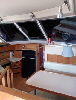 Sea-ray 440-AFT-CABIN image