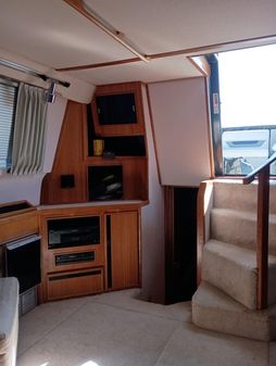 Sea-ray 440-AFT-CABIN image