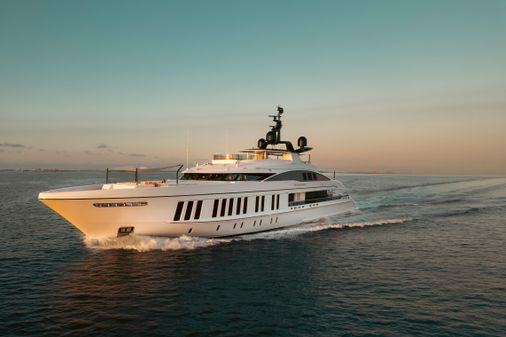 Alia Yachts 197' Alia image