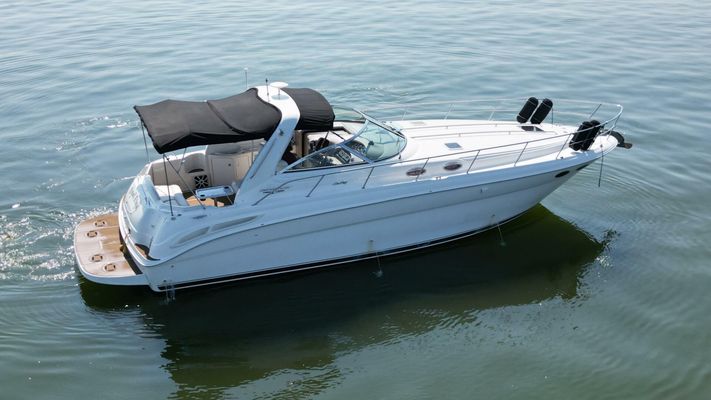 Sea Ray 380 Sundancer - main image