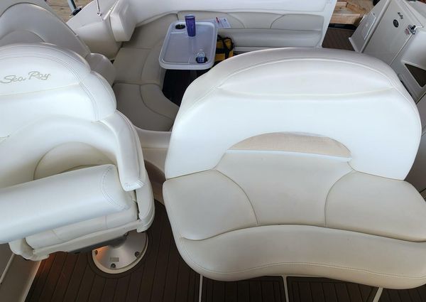 Sea Ray 380 Sundancer image