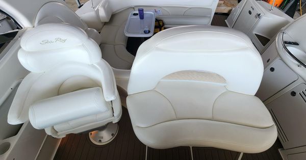 Sea Ray 380 Sundancer image