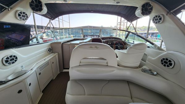 Sea Ray 380 Sundancer image