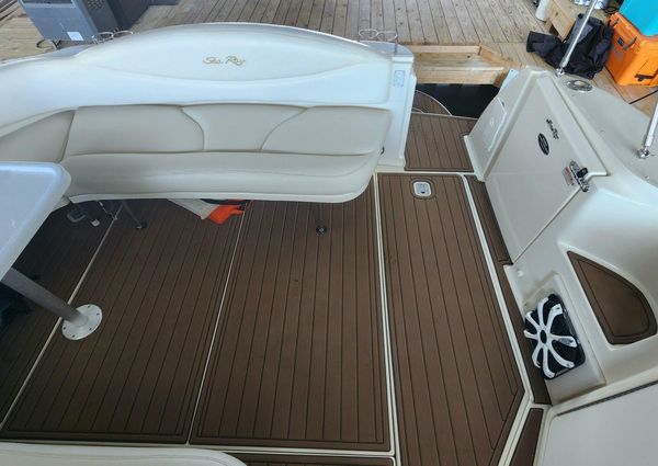 Sea Ray 380 Sundancer image