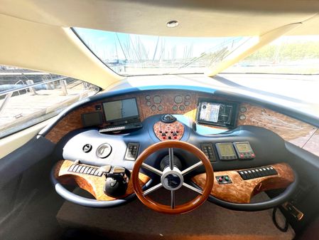 Azimut 68 Plus image